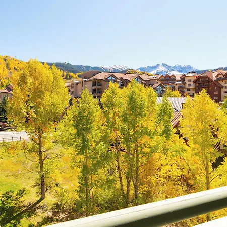 The Peaks And Resort