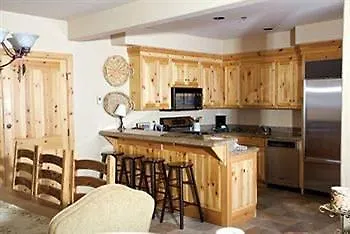 Mountain Lodge Telluride