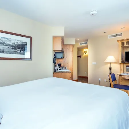 Hotel At Lost Creek 4*