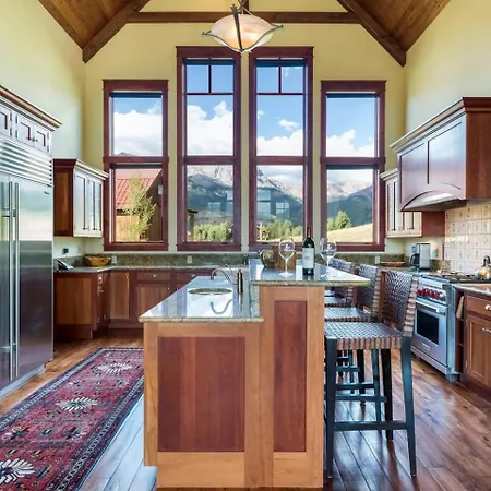 Mountain With A Private Hot Tub Ideal For A Colorado Getaway