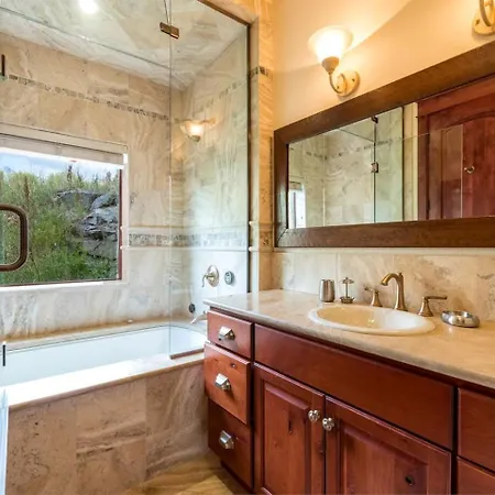 Mountain With A Private Hot Tub Ideal For A Colorado Getaway * Telluride