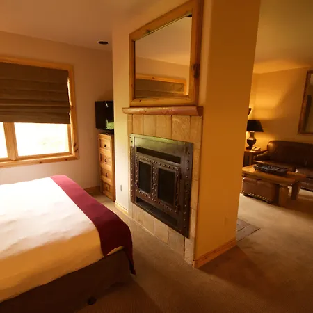 Mountain Lodge *