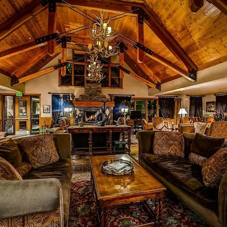 The 4* Telluride