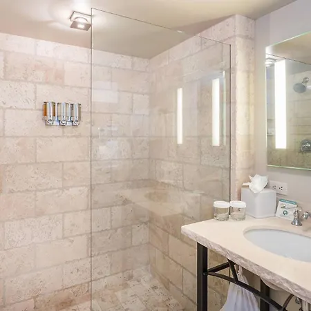 Hotel Columbia 4*