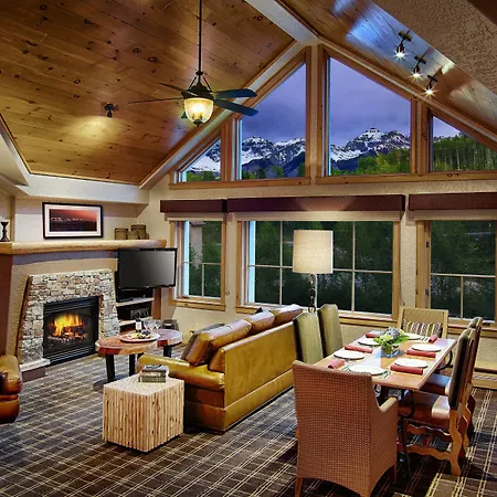 Fairmont Heritage Place, Franz Klammer Lodge *