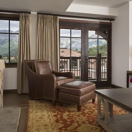 Madeline And Residences, Collection Hotel