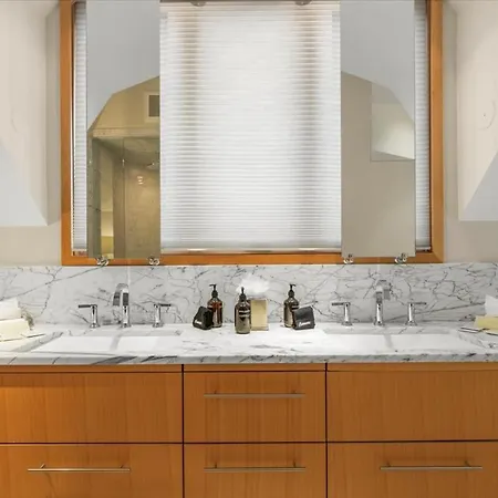 Downtown Luxury Retreat Private Hot Tub Telluride