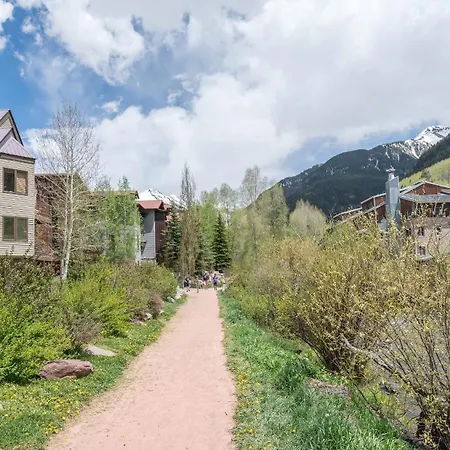 Viking 117 By Avantstay * Telluride
