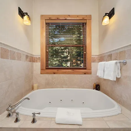 Holiday home Mountain View 2 Ski-in Private Hot Tub 4br 4.5ba Sleeps 8 Telluride