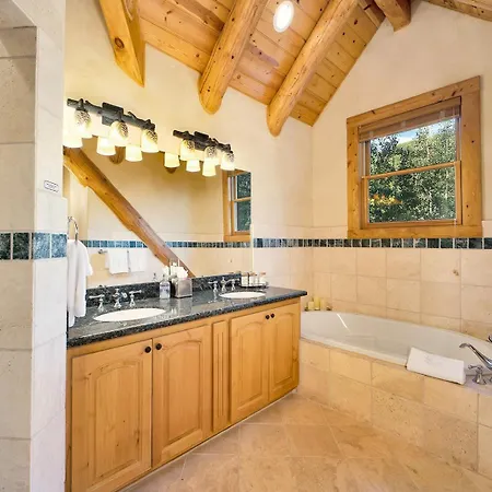 Mountain View 2 Ski-in Private Hot Tub 4br 4.5ba Sleeps 8 Telluride