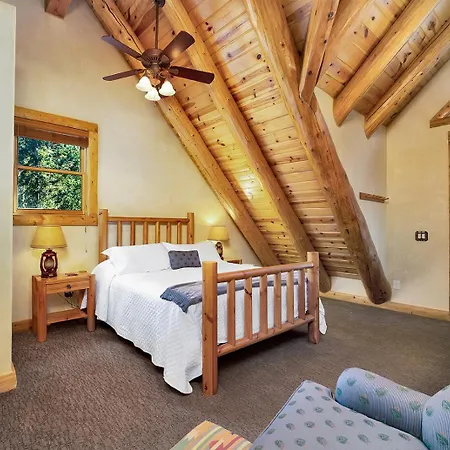 Mountain View 2 Ski-in Private Hot Tub 4br 4.5ba Sleeps 8