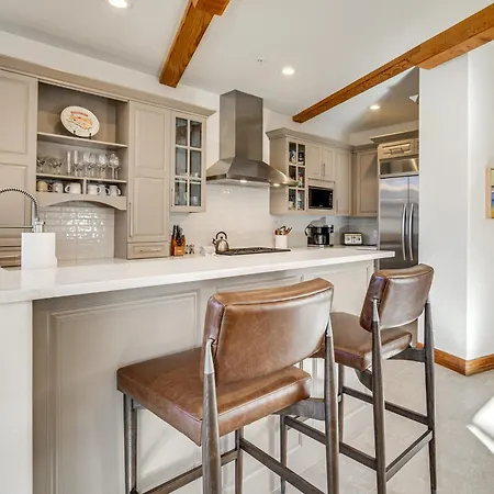 Luxurious Ski-in/ski-out Mountain Escape * Telluride