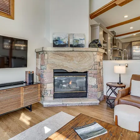 Luxurious Ski-in/ski-out Mountain Escape Holiday home *