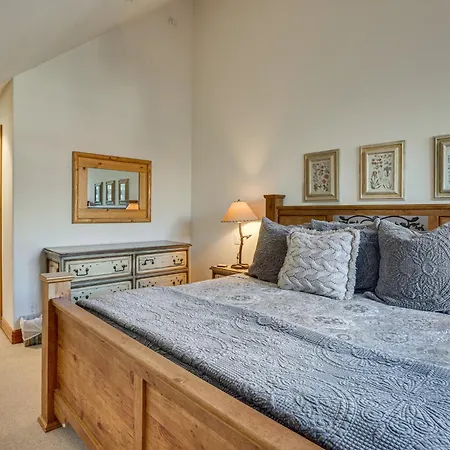 Holiday home Luxurious Ski-in/ski-out Mountain Escape *