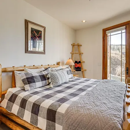 Luxurious Ski-in/ski-out Mountain Escape Holiday home