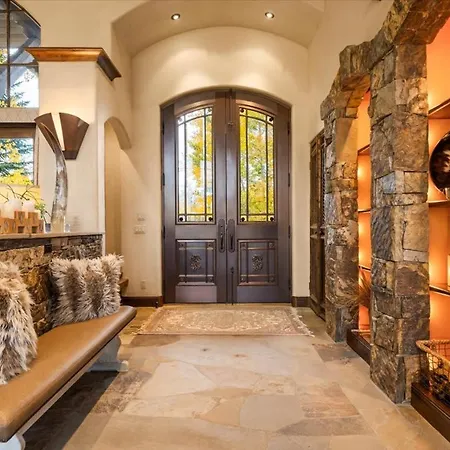 Luxury Retreat Hot Tub And Mountain View *