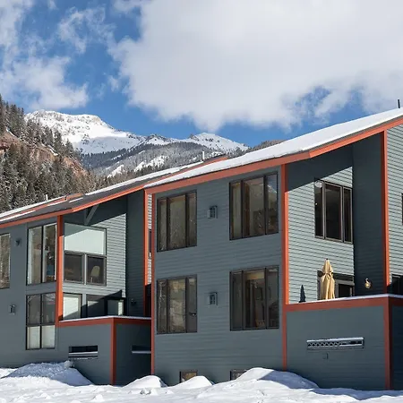 2 Min Walk To Lift 7, Shuttle To Gondola! Hot Tub, Fireplace *