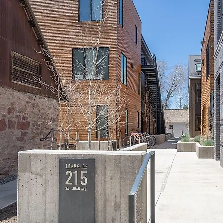 Apartment Luxury Stay! 2 Min To Gondola - Storage, Sauna, Heated Garage, Gym