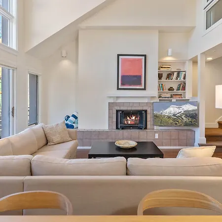 Blue Mesa 4 Liftside Hot Tub Access 3bd 2.5ba Sleeps 8 Telluride