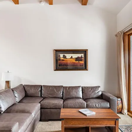 Holiday home Riverside C202 By Avantstay *