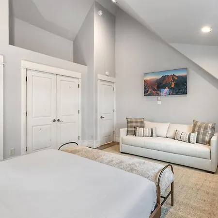 Lux With Gas Fireplace, Hot Tub, 8 Min To Lift 7 - Bunk For Kids! Holiday home Telluride