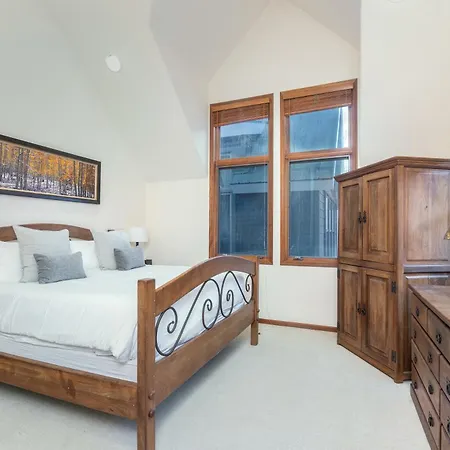 Villa South Pacific Townhouse By Exceptional *