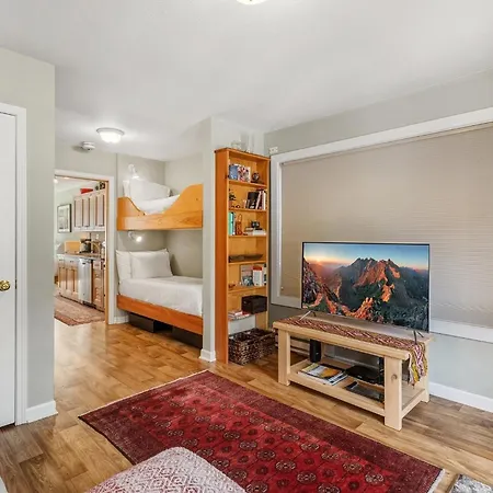 Viking 312 Apartment