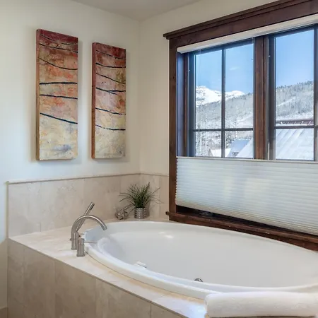 The Veranda At Trails Edge - Penthouse Views And Access! Apartment *