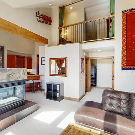 Terraces 502 Apartment