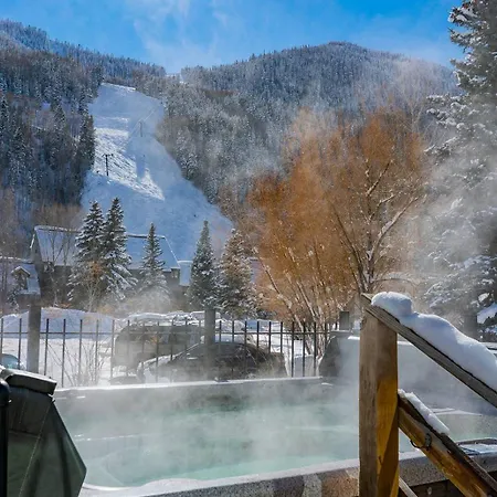 Town Trail Retreat Patio Lift 7 Hot Tubs 3br 2ba Sleeps 8