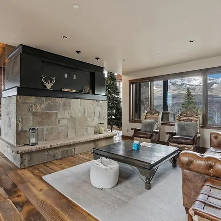 Ridge - Hot Tub, Fire Pit & Mountain View