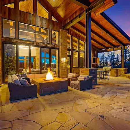 Ridge - Hot Tub, Fire Pit & Mountain View *