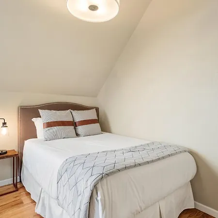 Apartment Eira House *