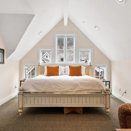 Holiday home Legacy House By Avantstay Telluride