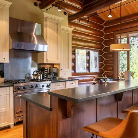 Holiday home Townhome On The Creek 135 By Avantstay Telluride