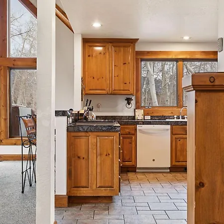 Holiday home Russell By Avantstay Telluride