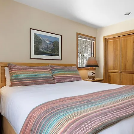 Riverside B204 By Avantstay * Telluride