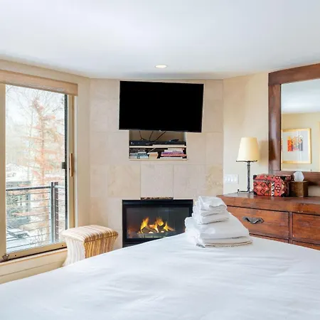 Gold Dust Crossing A4 By Avantstay Holiday home *