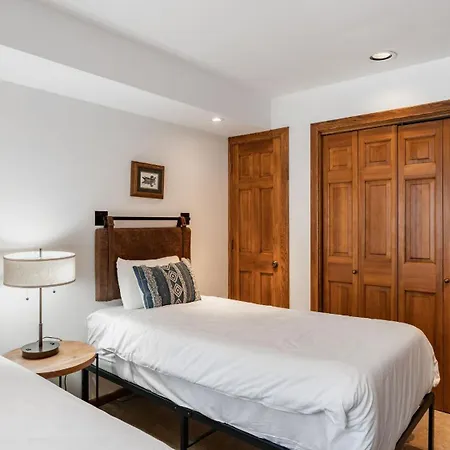 Holiday home Riverside C202 By Avantstay *