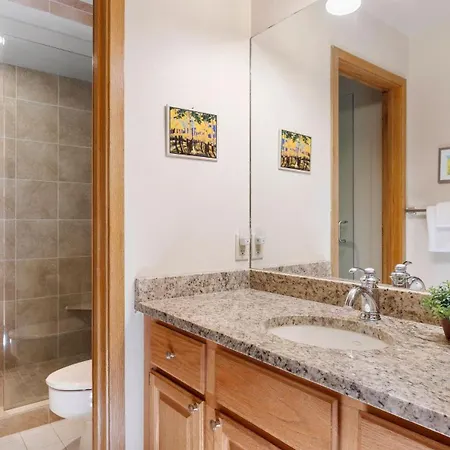 Riverside B204 By Avantstay * Telluride