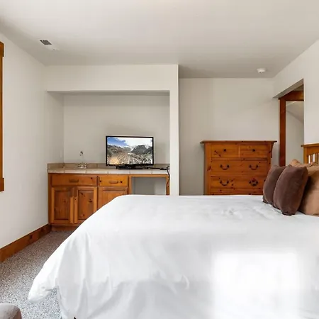 Holiday home Russell By Avantstay Telluride