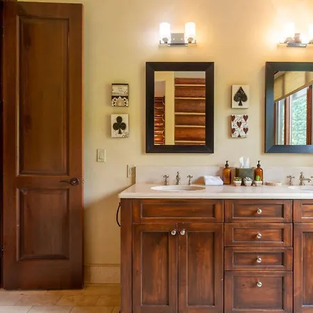 Townhome On The Creek 135 By Avantstay Holiday home *