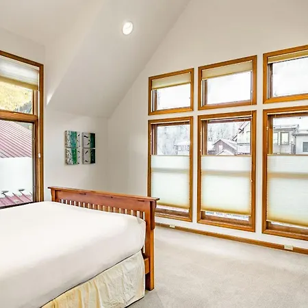 Pacific Street Townhome 514b By Avantstay *