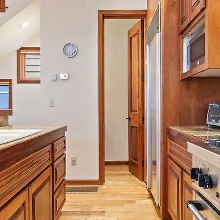 Apartment Pacific Street Townhome 514b By Avantstay