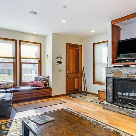 Pacific Street Townhome 514b By Avantstay Apartment *