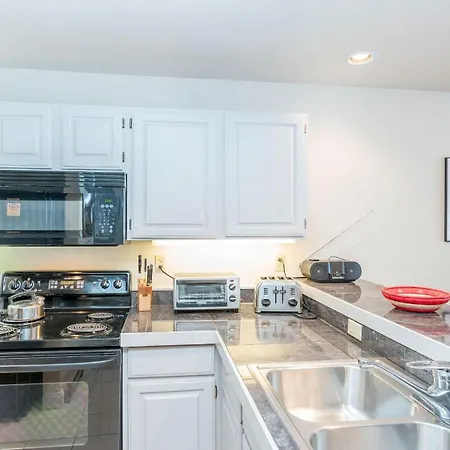 Etta Place Too 113 By Avantstay Close To Town The Slopes In W Communal Pool Hot Tub Holiday home