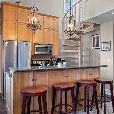 Blue Mesa Penthouse By Avantstay Apartment