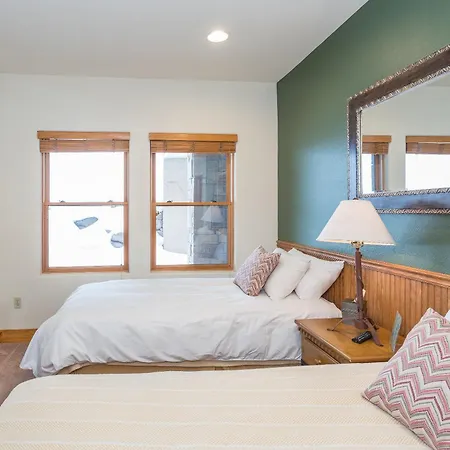 Hotel Bear Creek 203c Telluride