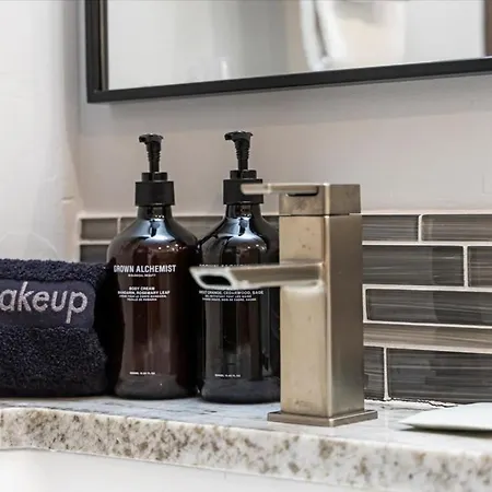 Mtn Village Retreat - Balcony Views & Steam Shower *