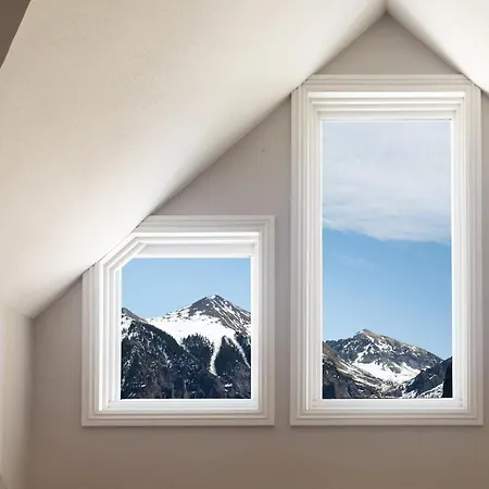 Apartment Slopeside Paradise Penthouse At Lift 7, Views, Fireplace, Deck, Hot Tub Telluride